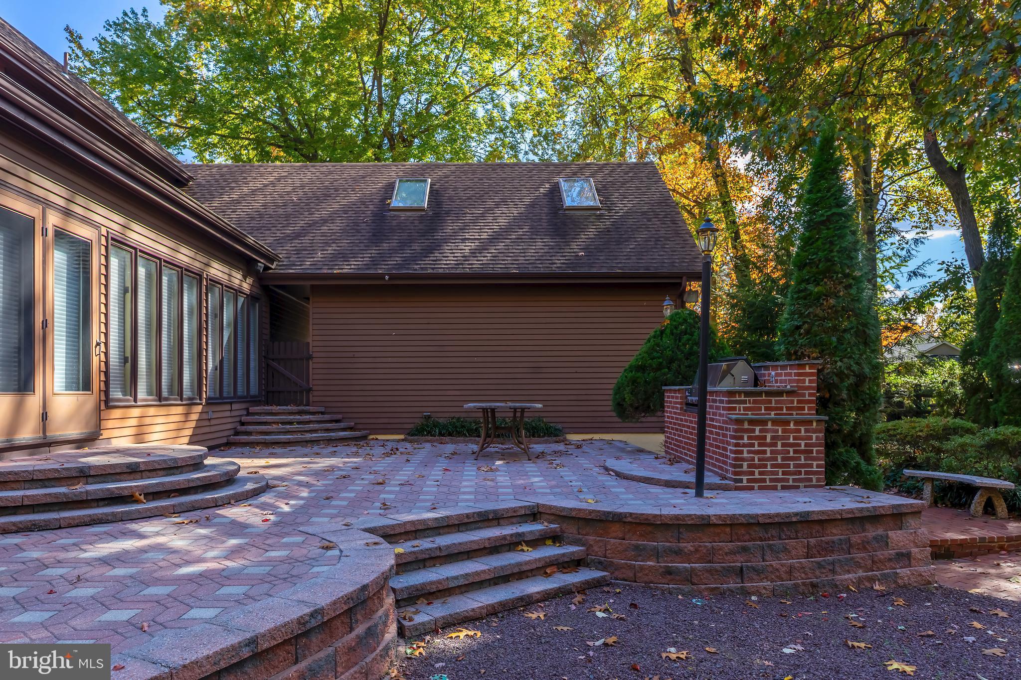 533 Heartwood Road Cherry Hill, NJ 08003 - Photo 49 of 55 a backyard of a house with yard and outdoor seating