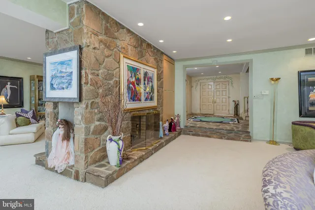 $979,000 | 533 Heartwood Road, Cherry Hill, NJ 08003