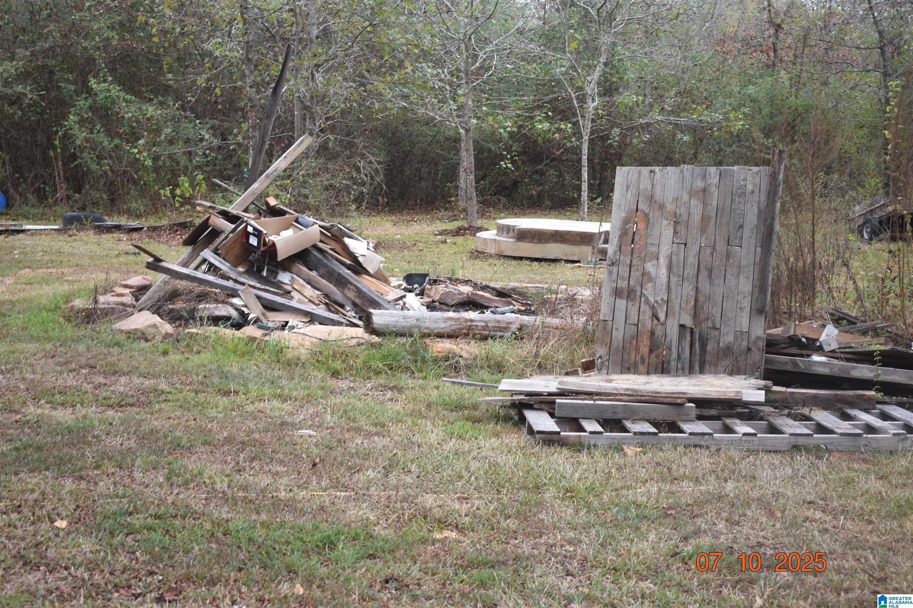 1365 Justice Road Warrior, AL 35180 - Photo 22 of 26