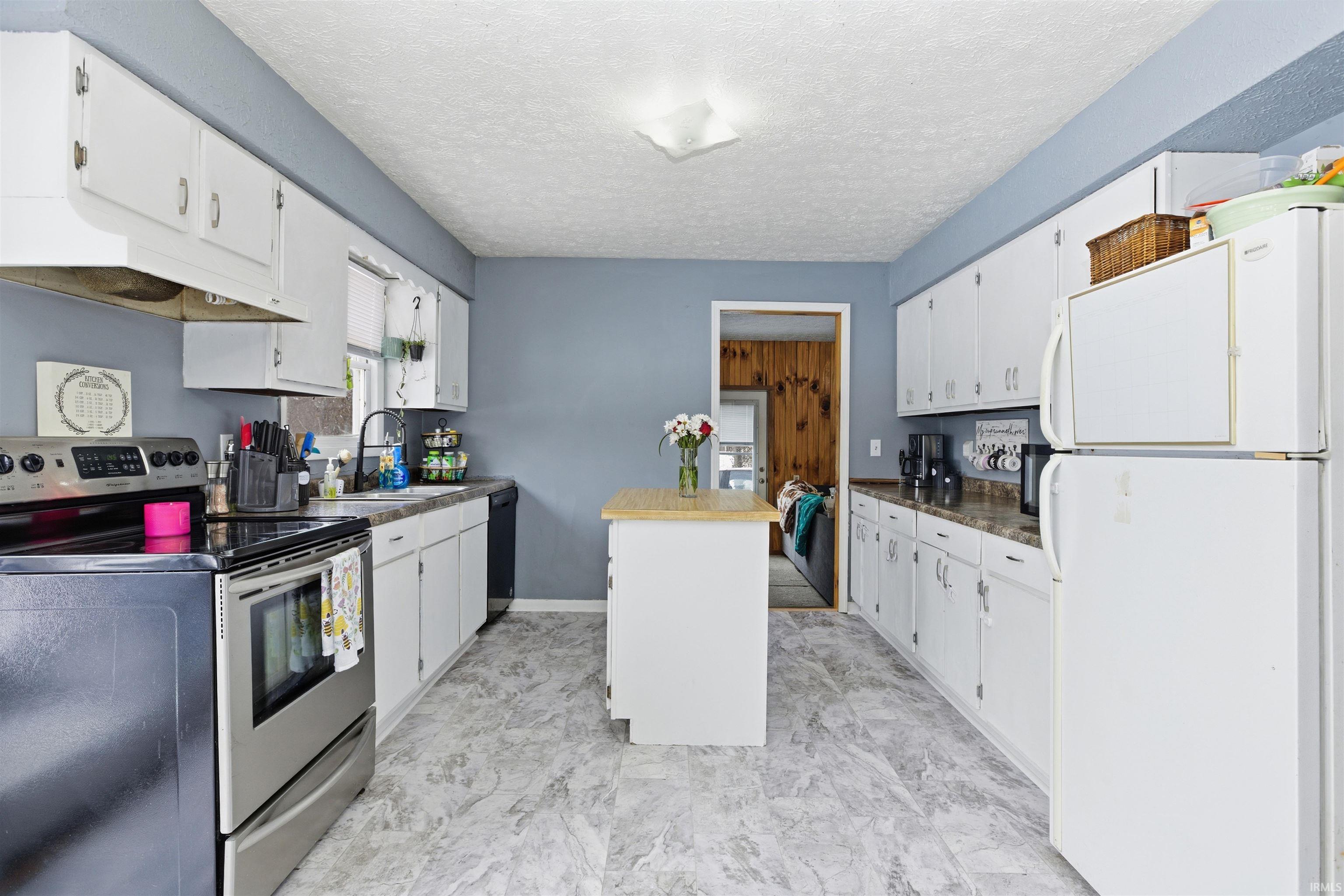 402 Parks Implement Road Mitchell, IN 47446 - Photo 6 of 19