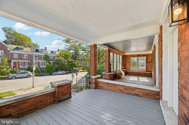 $499,900 | 329 East University Parkway, Baltimore, MD 21218