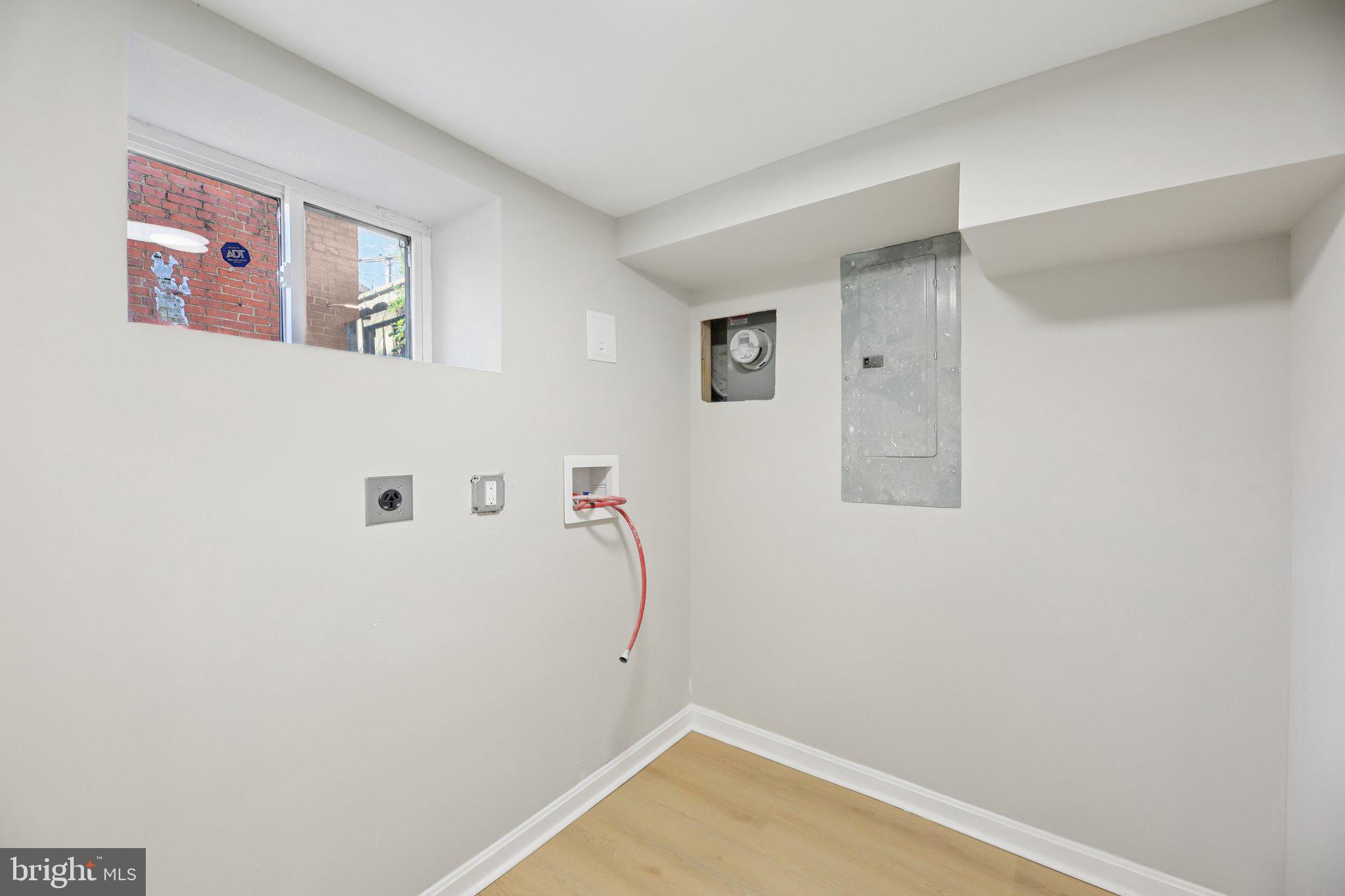 329 East University Parkway Baltimore, MD 21218 - Photo 28 of 38 a view of small space with white walls
