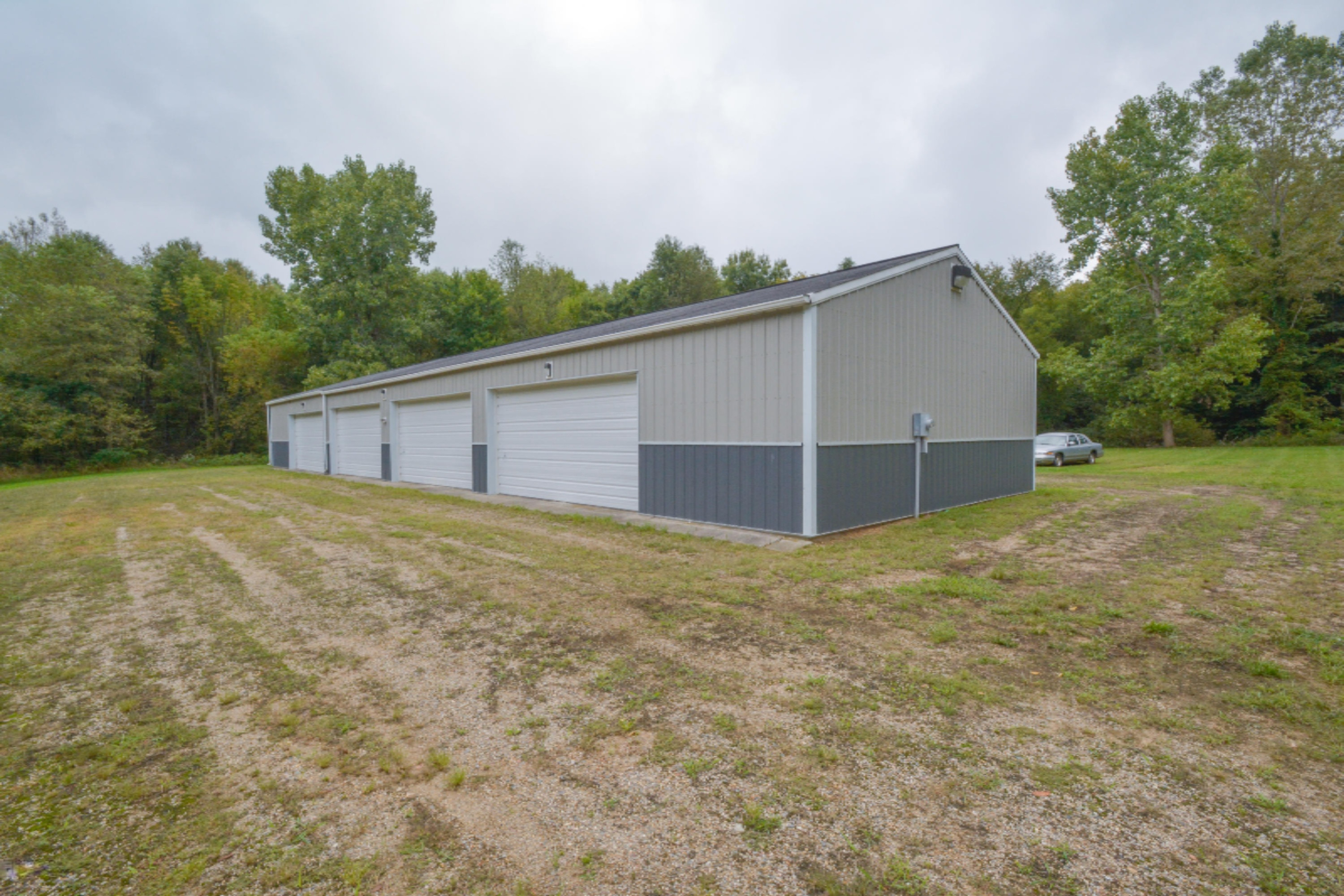 4244 Cloverdale Road Delton, MI 49046 - Photo 2 of 25 4244 West Cloverdale rd, Delton (2)