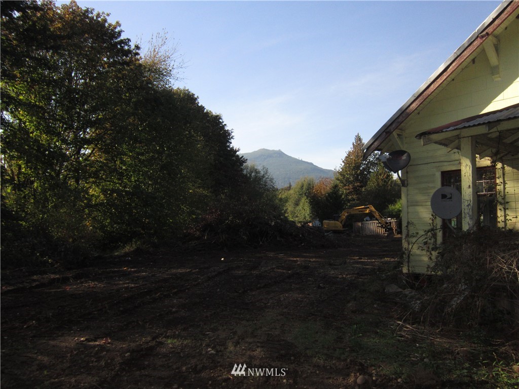 7580 Healy Road Sedro-Woolley, WA 98284 - Photo 5 of 11 Gallery Image 5