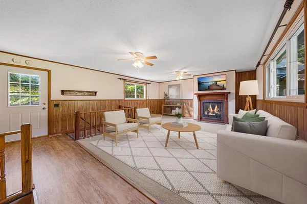 $269,000 | 219 Davis Street, Le Sueur, MN 56058