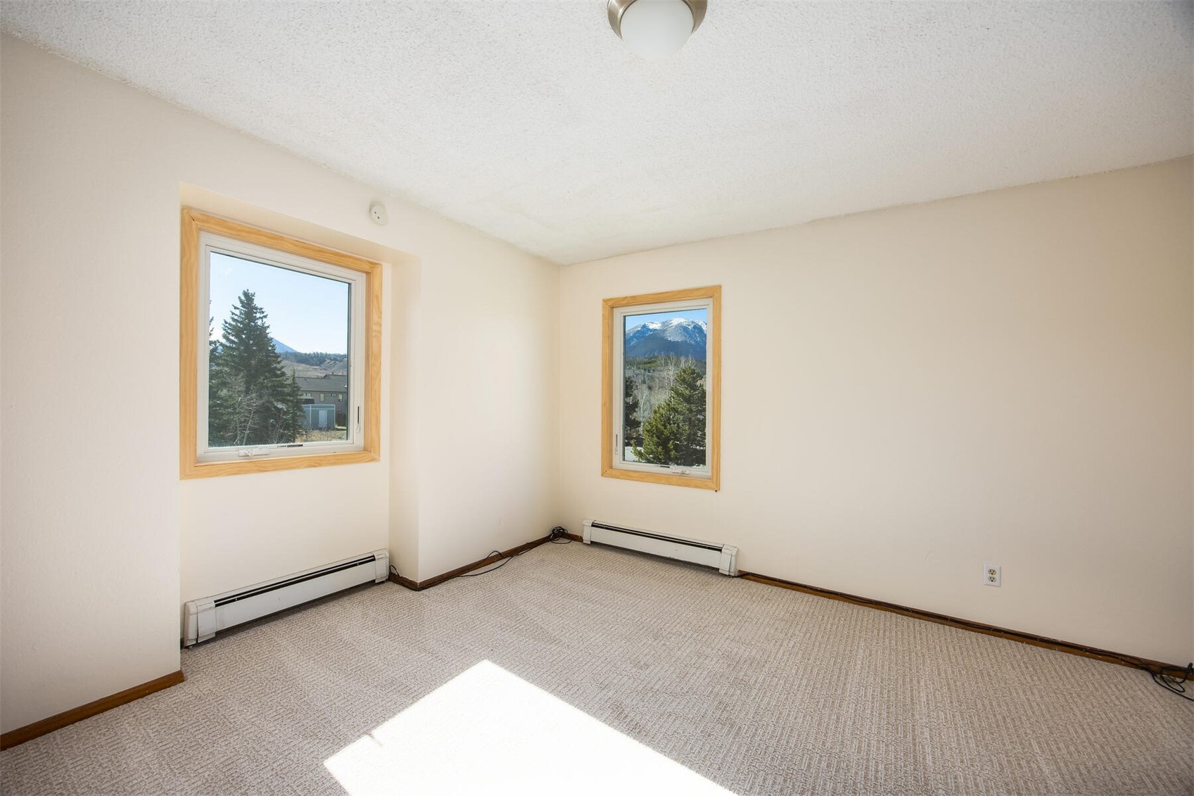 420 Reese Road Silverthorne, CO 80498 - Photo 26 of 50 Main Home Upper Level Bedroom.