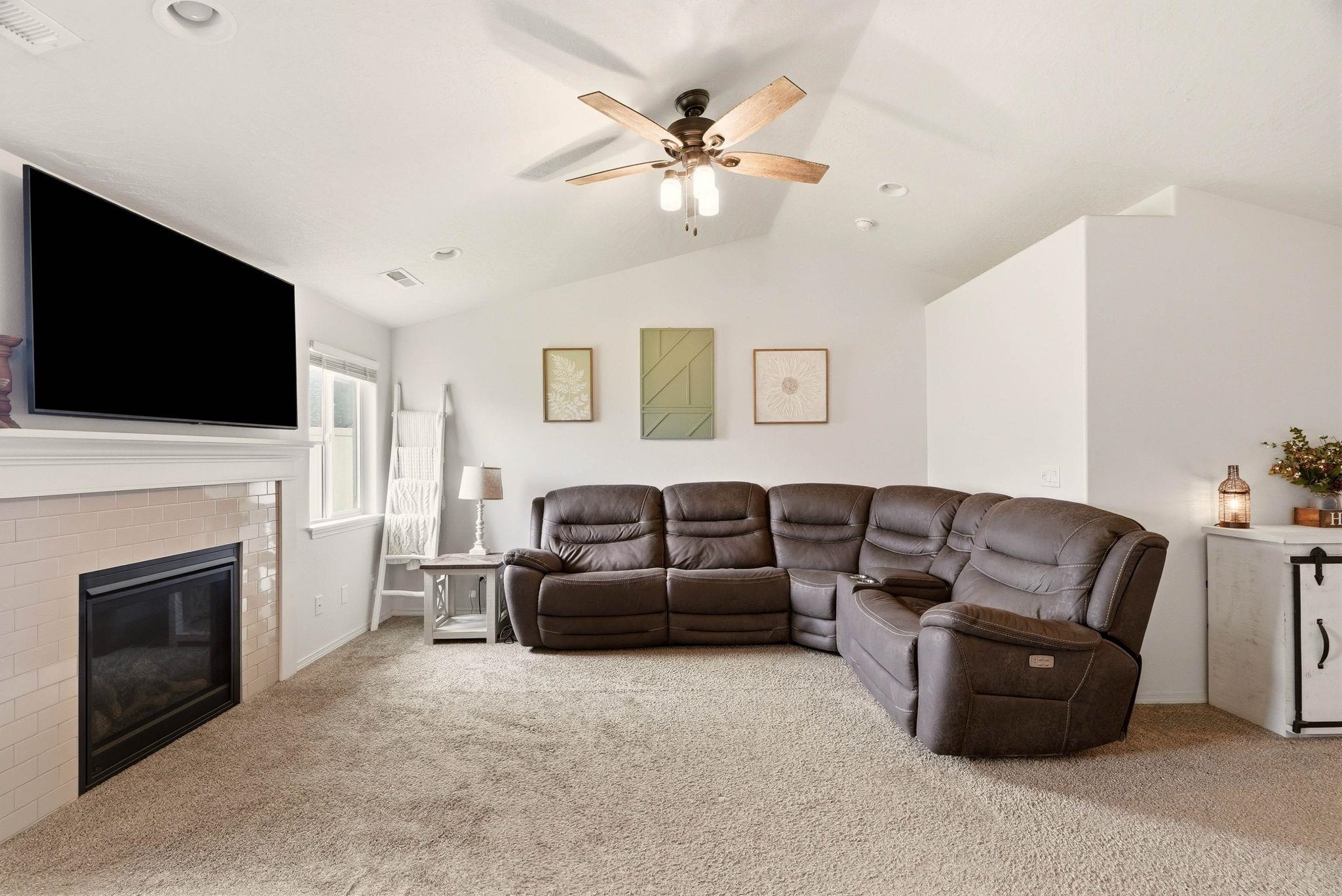 5508 South Sherri Lee Road Spokane, WA 99224 - Photo 3 of 16