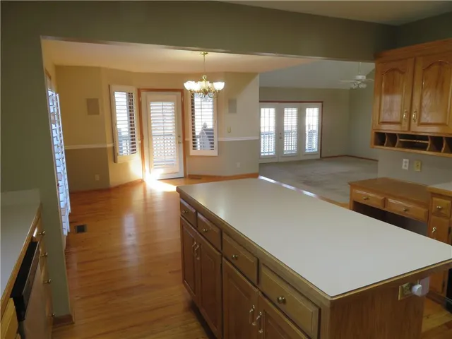 $425,000 | 114 Overhill Drive, Paola, KS 66071