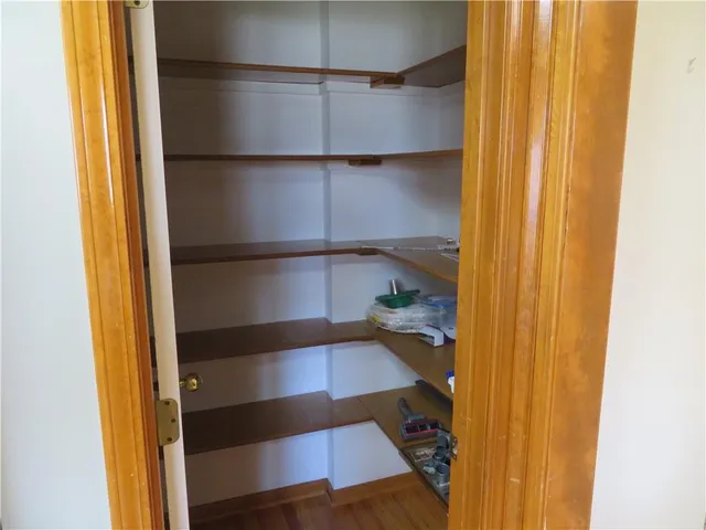 $425,000 | 114 Overhill Drive, Paola, KS 66071