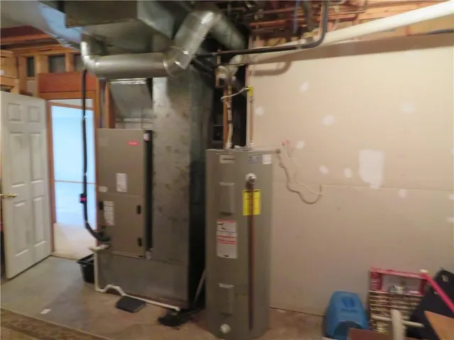 $425,000 | 114 Overhill Drive, Paola, KS 66071