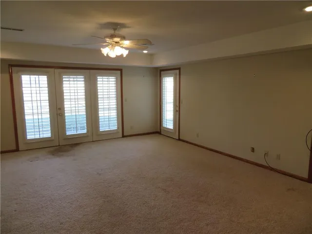 $425,000 | 114 Overhill Drive, Paola, KS 66071