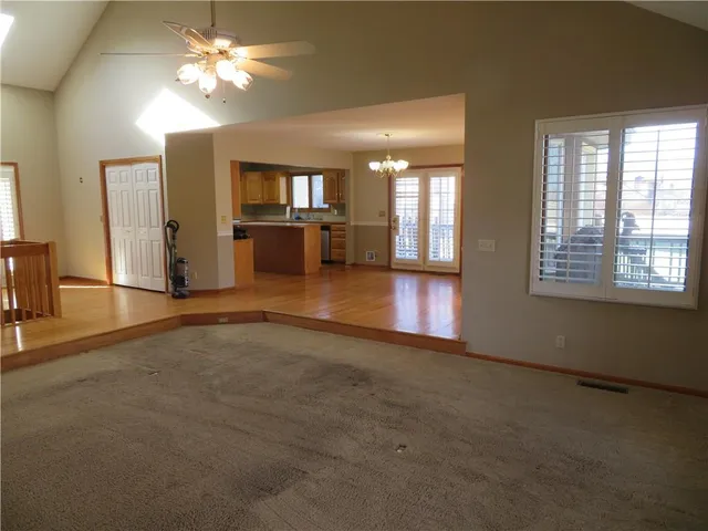 $425,000 | 114 Overhill Drive, Paola, KS 66071