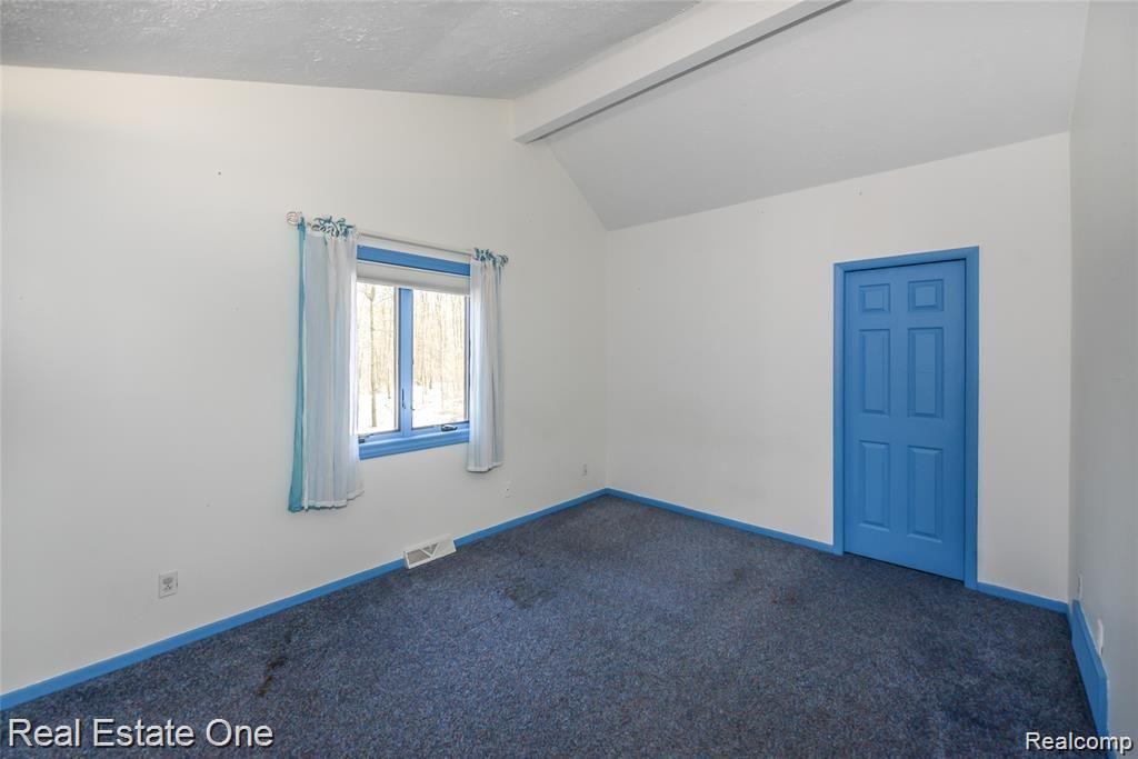 300 South Van Road Holly, MI 48442 - Photo 22 of 75 DSC_7362.jpg