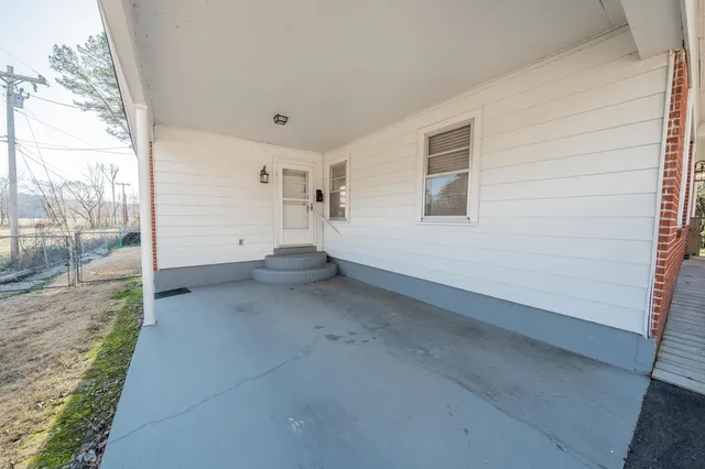 $149,000 | 905 East Poplar Avenue, Selmer, TN 38375