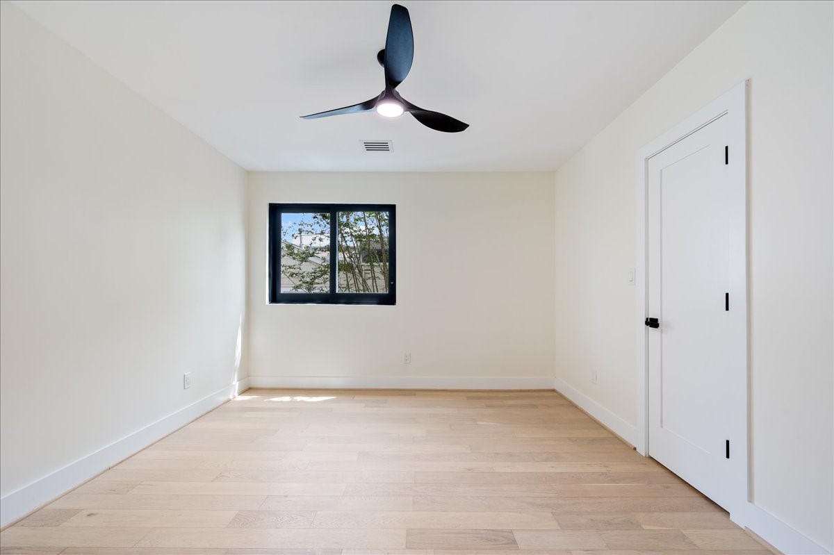2135 Quenby Street Houston, TX 77005 - Photo 22 of 48