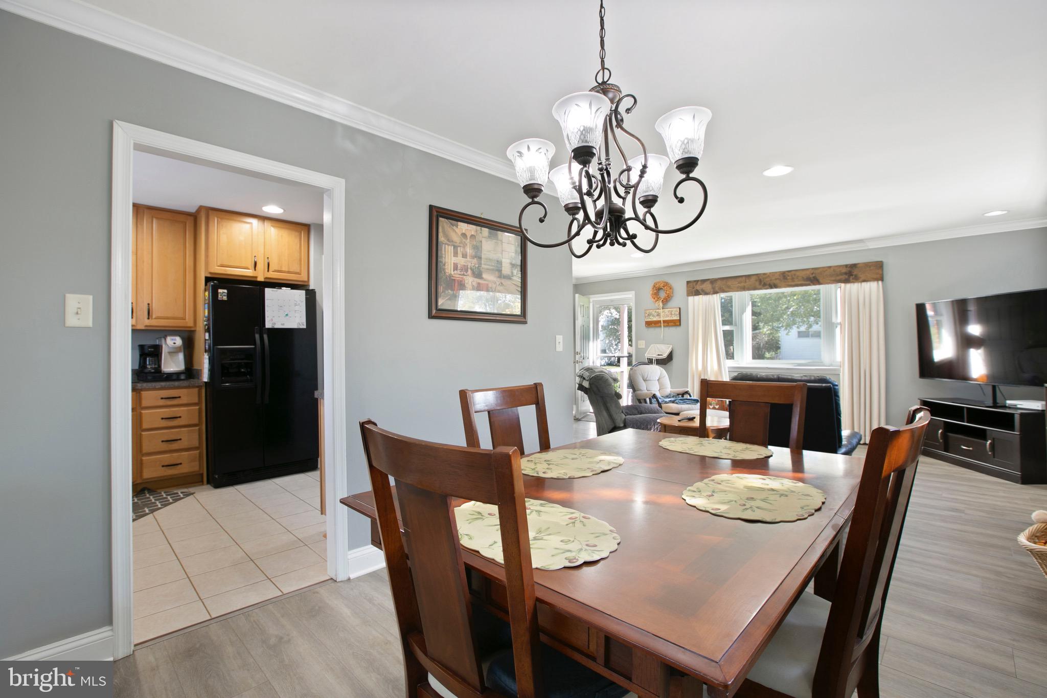 6000 Sherrill Road Catonsville, MD 21228 - Photo 12 of 45 Dining towards living room