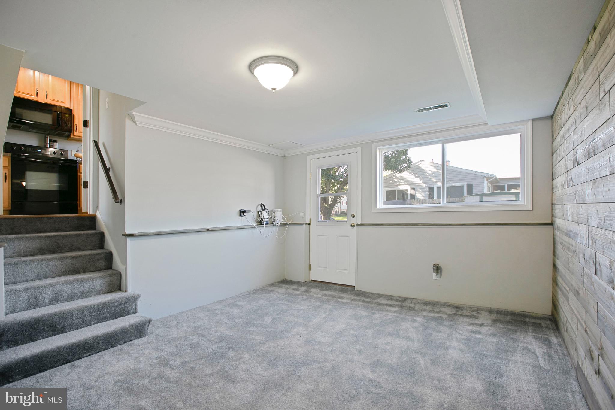 6000 Sherrill Road Catonsville, MD 21228 - Photo 22 of 45 Den (walk out level)