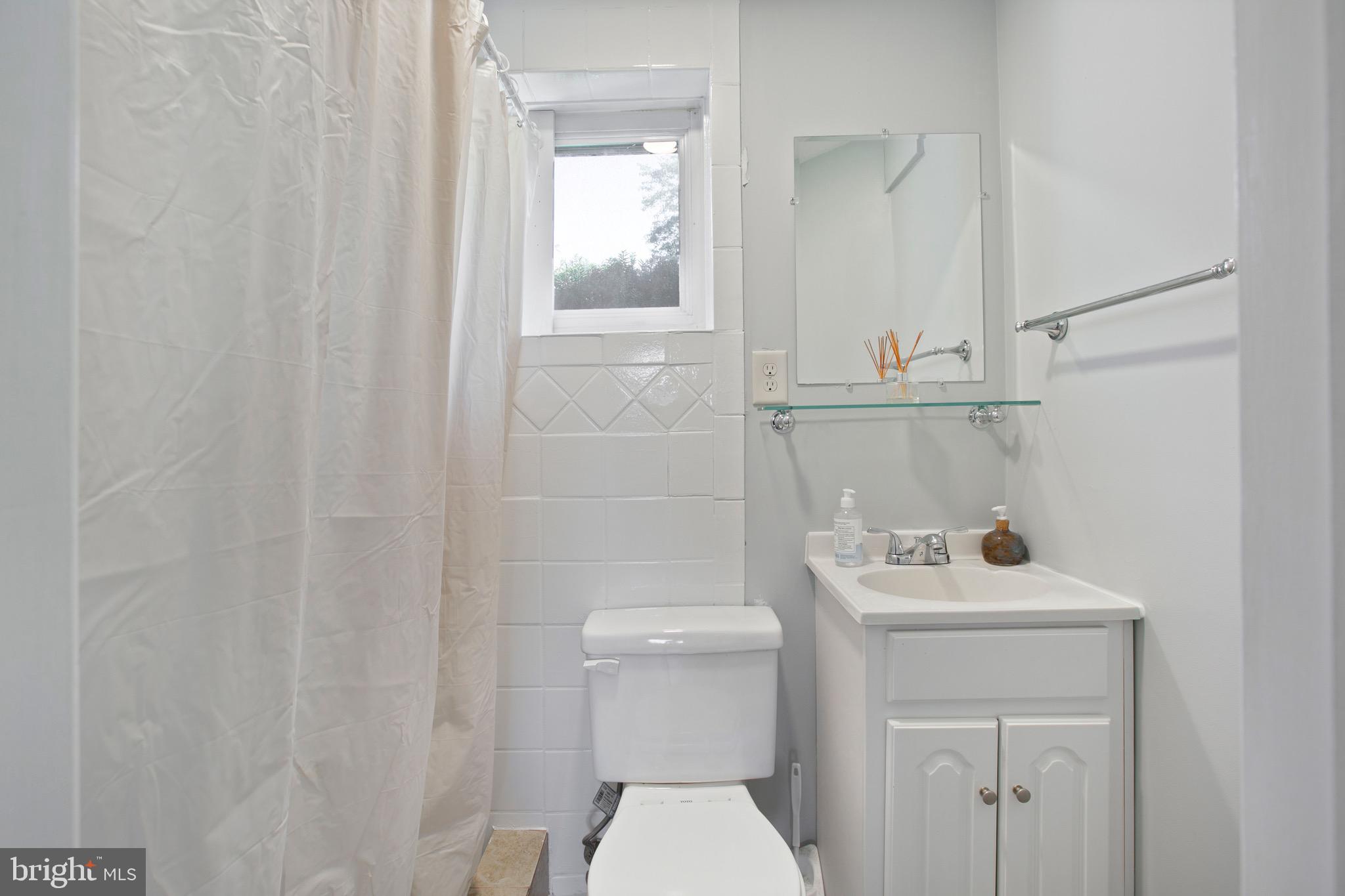 6000 Sherrill Road Catonsville, MD 21228 - Photo 26 of 45 Full Bath 2