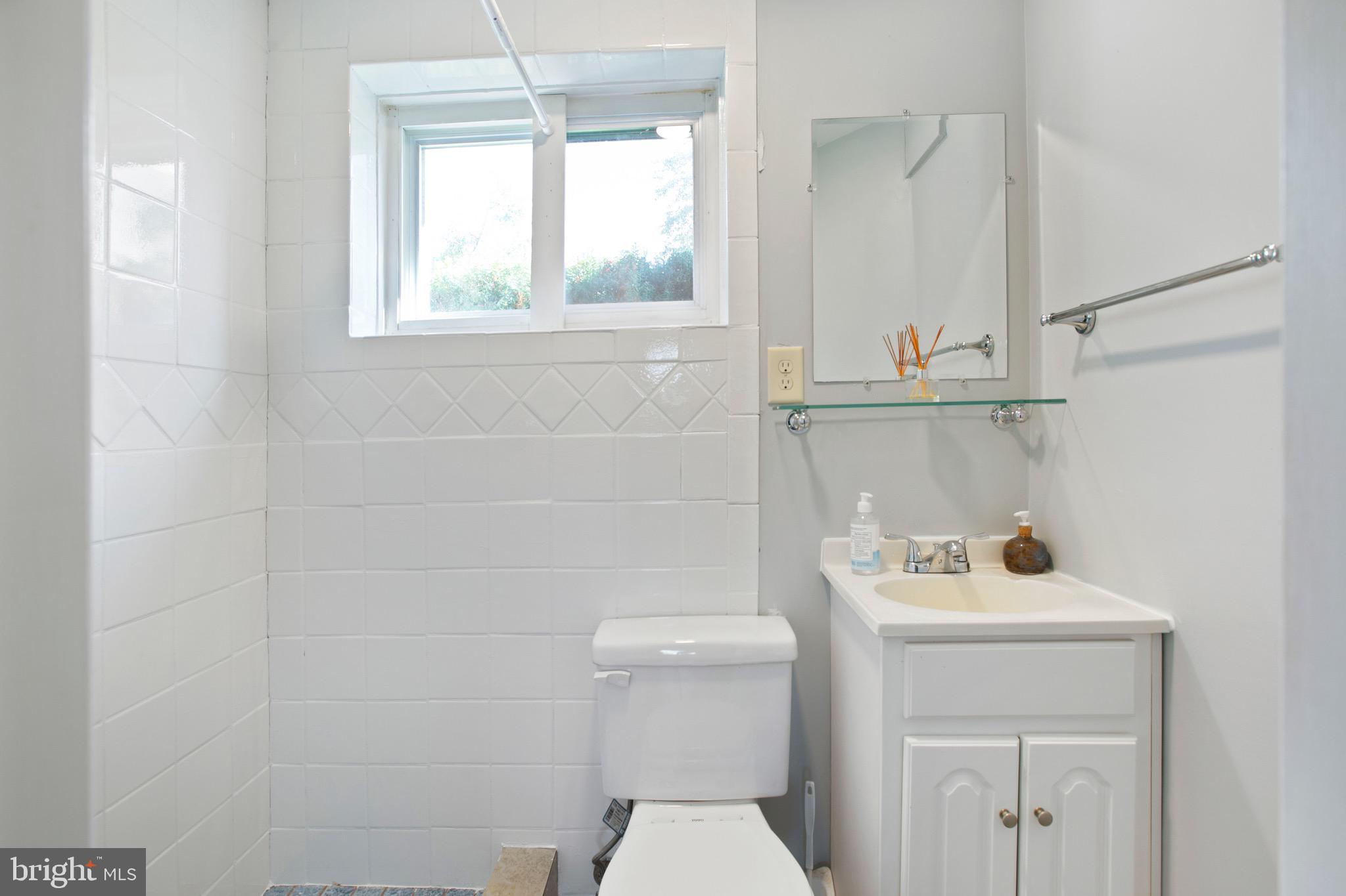 6000 Sherrill Road Catonsville, MD 21228 - Photo 27 of 45 Full Bath 2