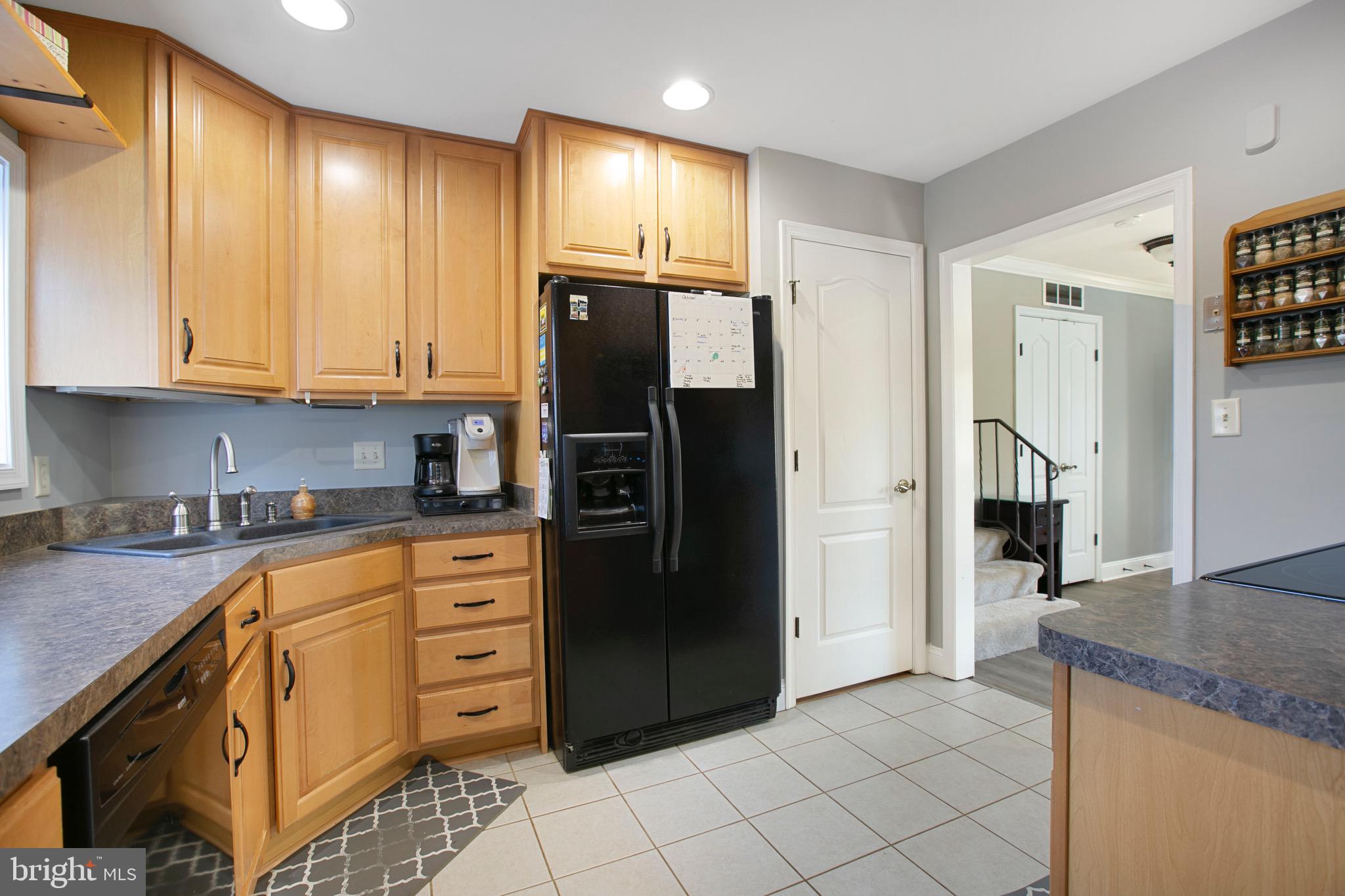 6000 Sherrill Road Catonsville, MD 21228 - Photo 7 of 45 Kitchen