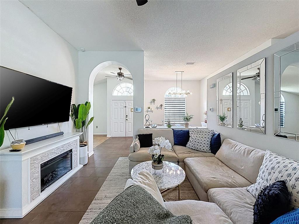 890 Crestridge Circle Tarpon Springs, FL 34688 - Photo 11 of 54