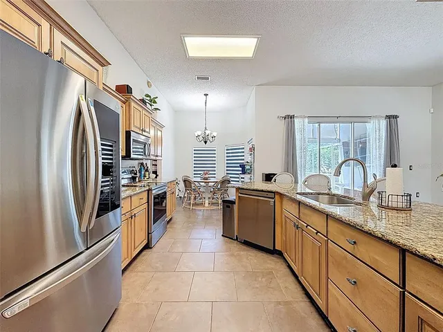 $530,000 | 890 Crestridge Circle, Tarpon Springs, FL 34688