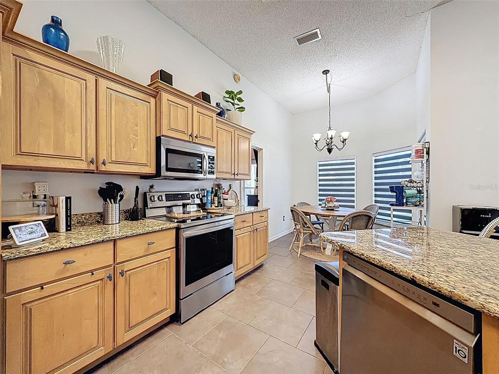 890 Crestridge Circle Tarpon Springs, FL 34688 - Photo 19 of 54