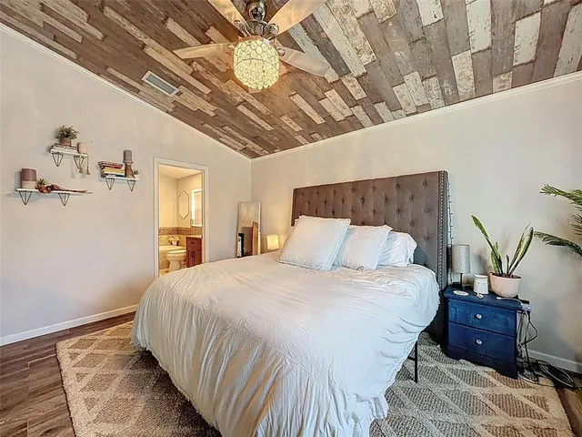 $530,000 | 890 Crestridge Circle, Tarpon Springs, FL 34688