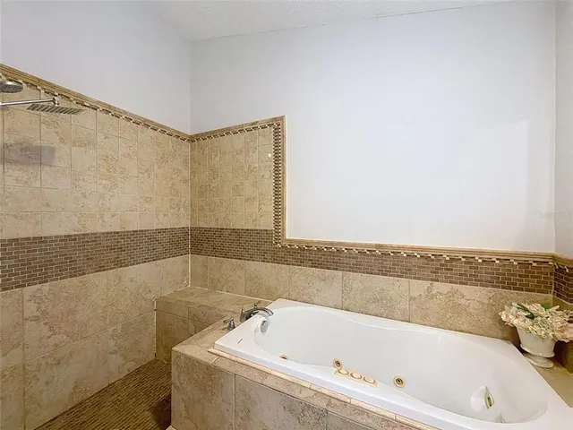 $530,000 | 890 Crestridge Circle, Tarpon Springs, FL 34688