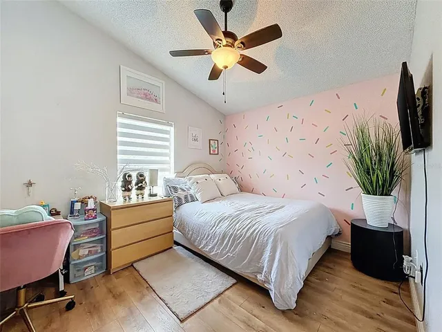 $530,000 | 890 Crestridge Circle, Tarpon Springs, FL 34688