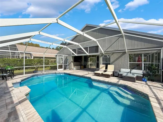 $530,000 | 890 Crestridge Circle, Tarpon Springs, FL 34688