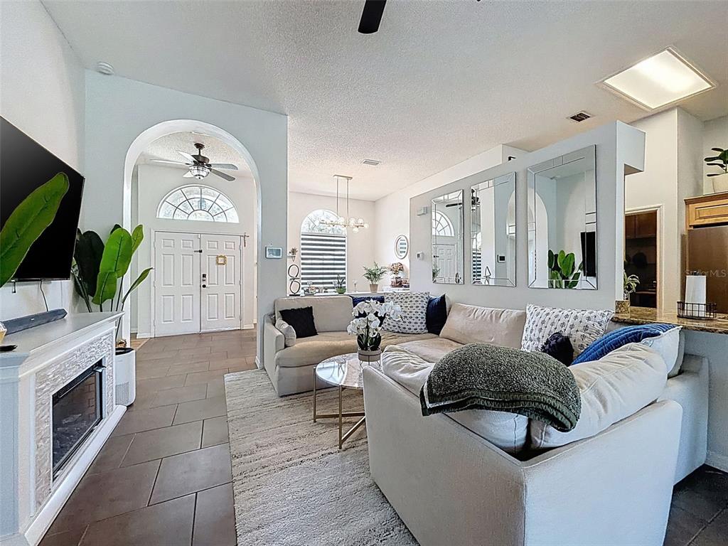 890 Crestridge Circle Tarpon Springs, FL 34688 - Photo 10 of 54