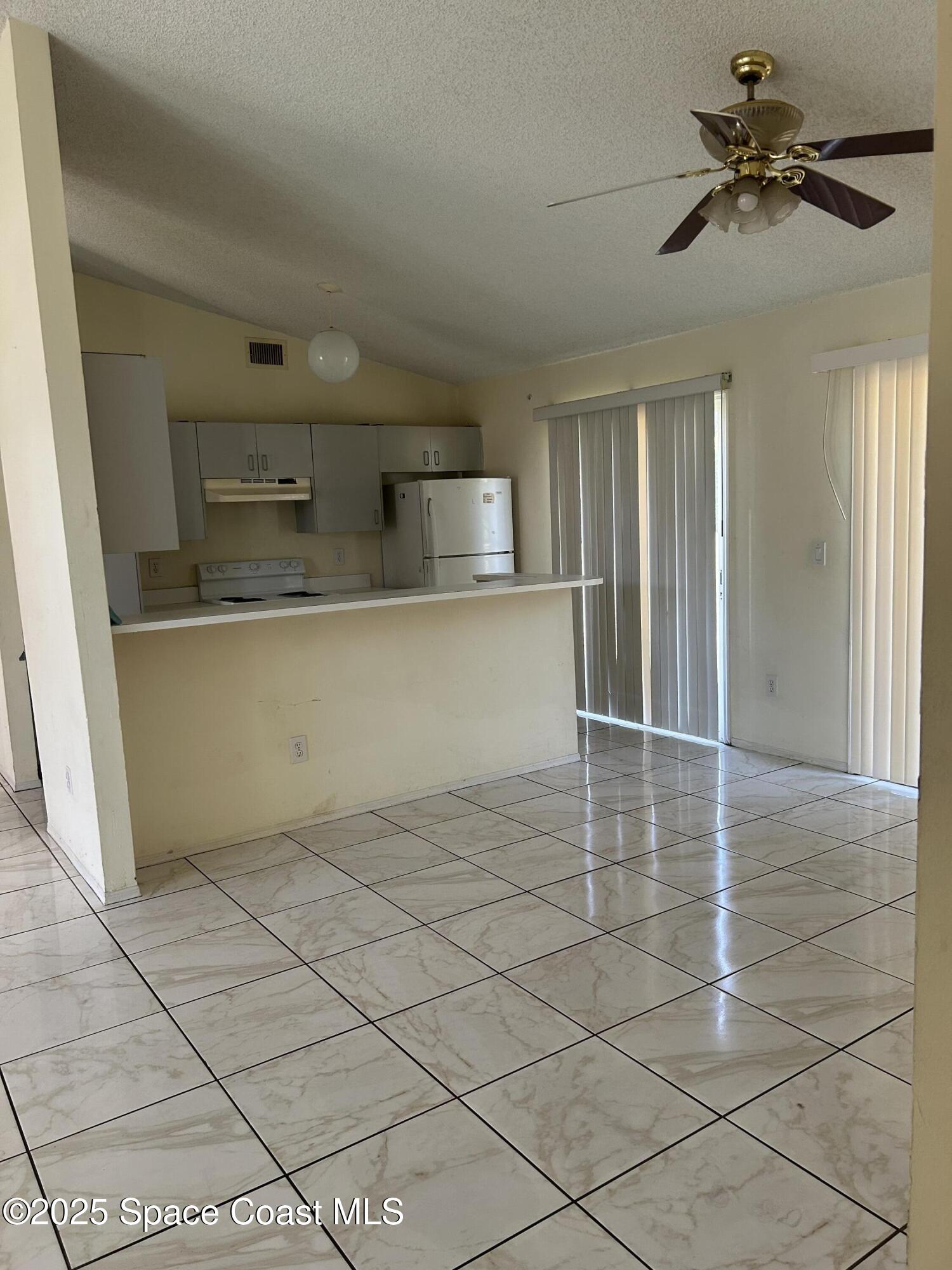 399 Abello Road Southeast Palm Bay, FL 32909 - Photo 6 of 11 IMG_3872
