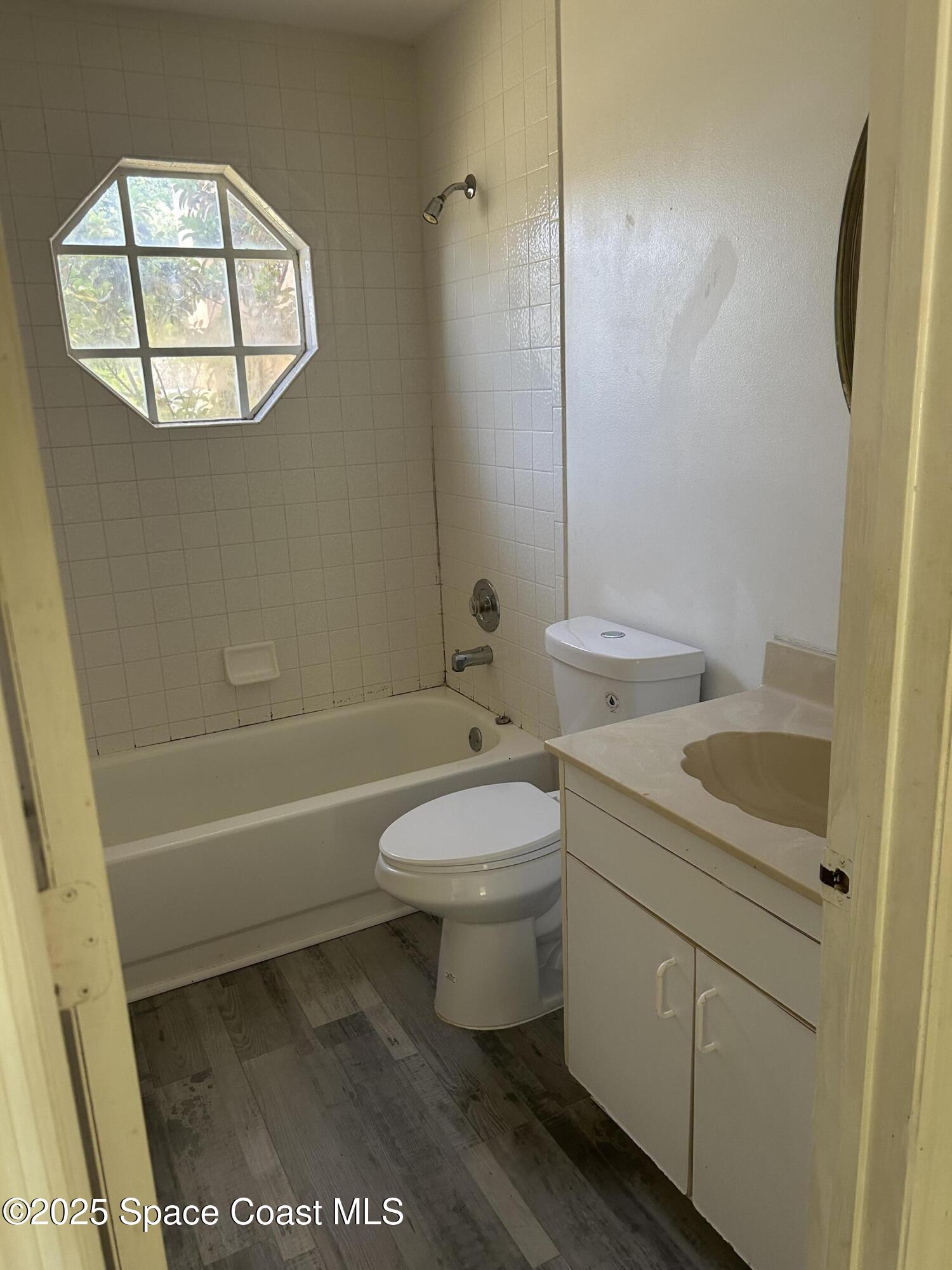 399 Abello Road Southeast Palm Bay, FL 32909 - Photo 8 of 11 IMG_3870