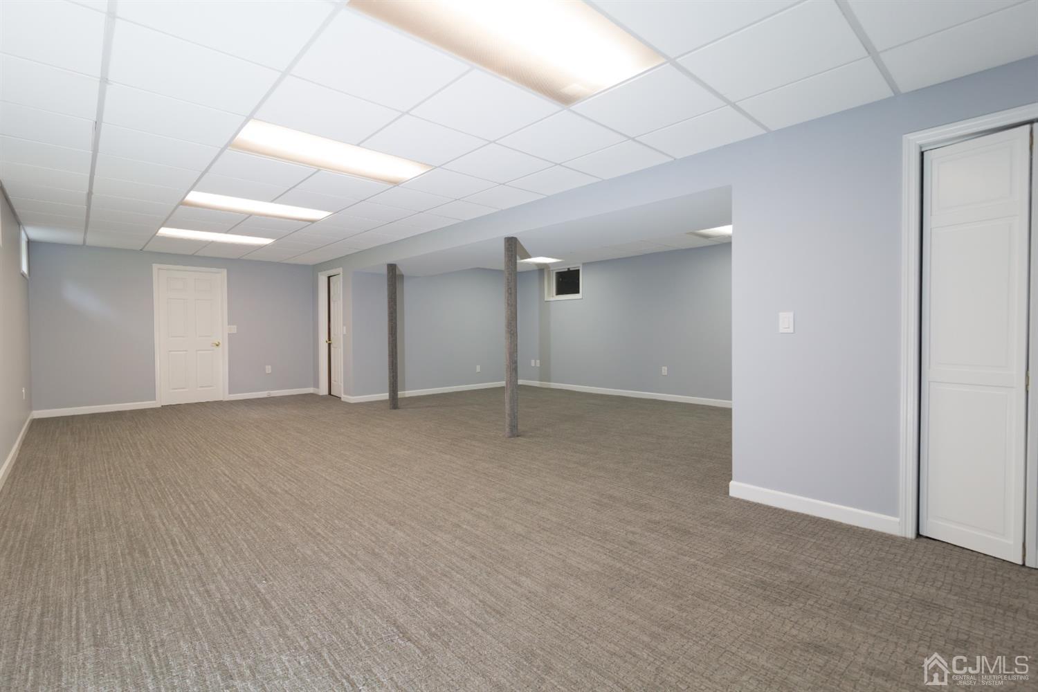 6 Coventry Square Holmdel, NJ 07733 - Photo 22 of 36 a view of an empty room