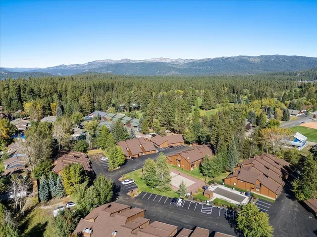 $407,000 | 1630 Davis Avenue, Unit C18, McCall, ID 83638