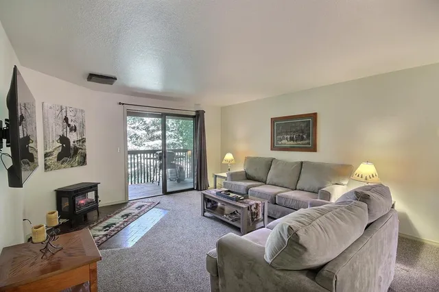 $407,000 | 1630 Davis Avenue, Unit C18, McCall, ID 83638