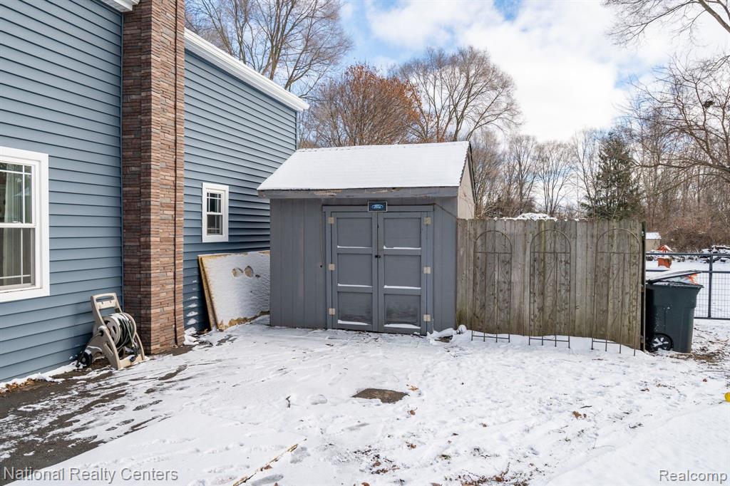 5180 Eastview Road Clarkston, MI 48346 - Photo 23 of 34 Gallery Image 23