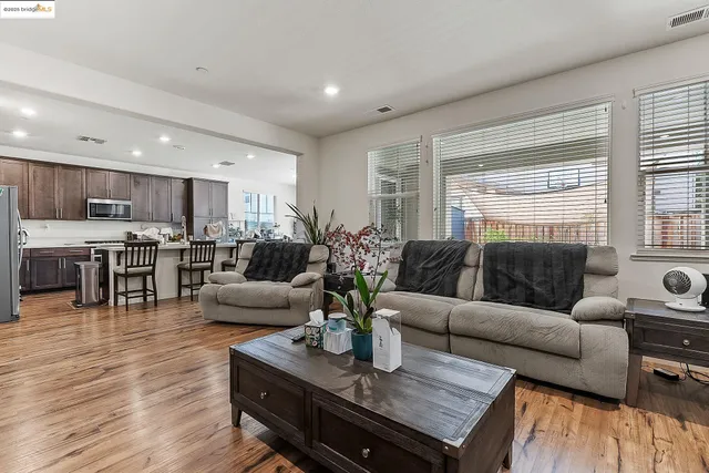 $830,000 | 85 Baird Circle, Brentwood, CA 94513