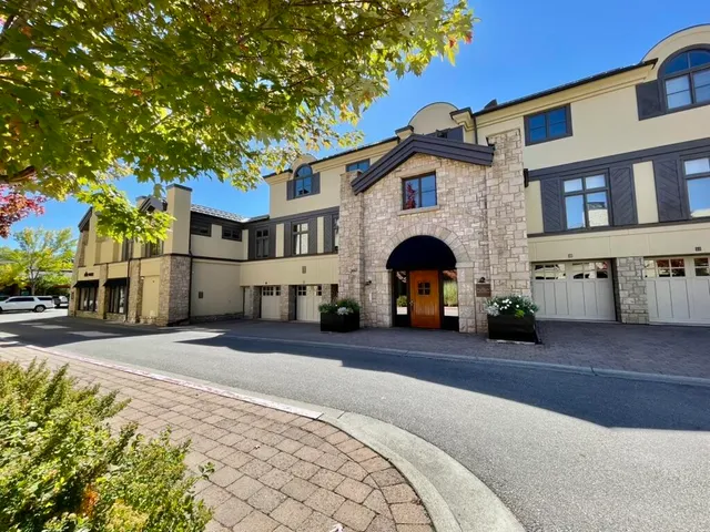 $3,800,000 | 645 East Sun Valley Road, Unit 12, Ketchum, ID 83340