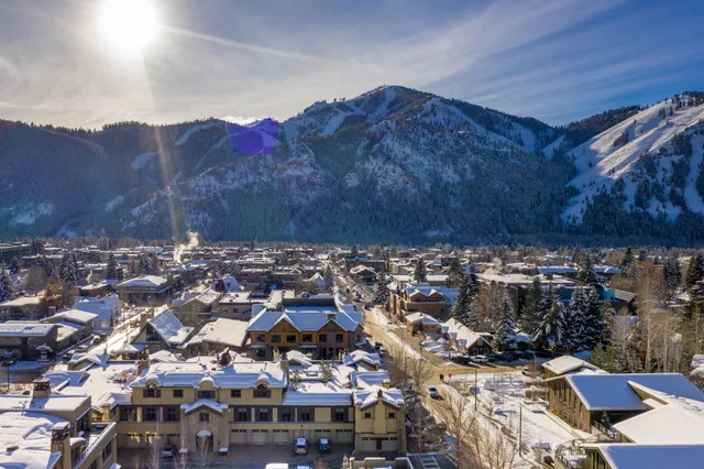 $3,800,000 | 645 East Sun Valley Road, Unit 12, Ketchum, ID 83340