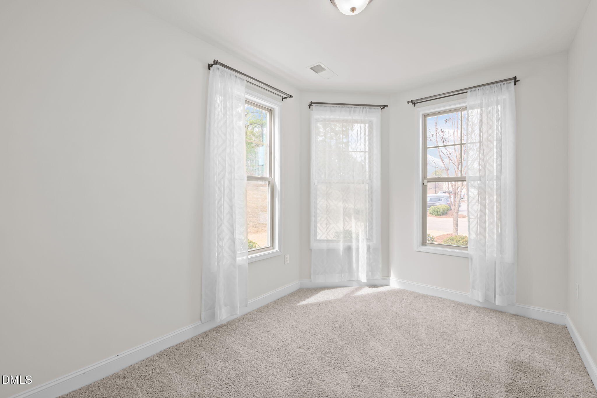1423 Compass Drive Durham, NC 27713 - Photo 20 of 40 31-web-or-mls-P1107520