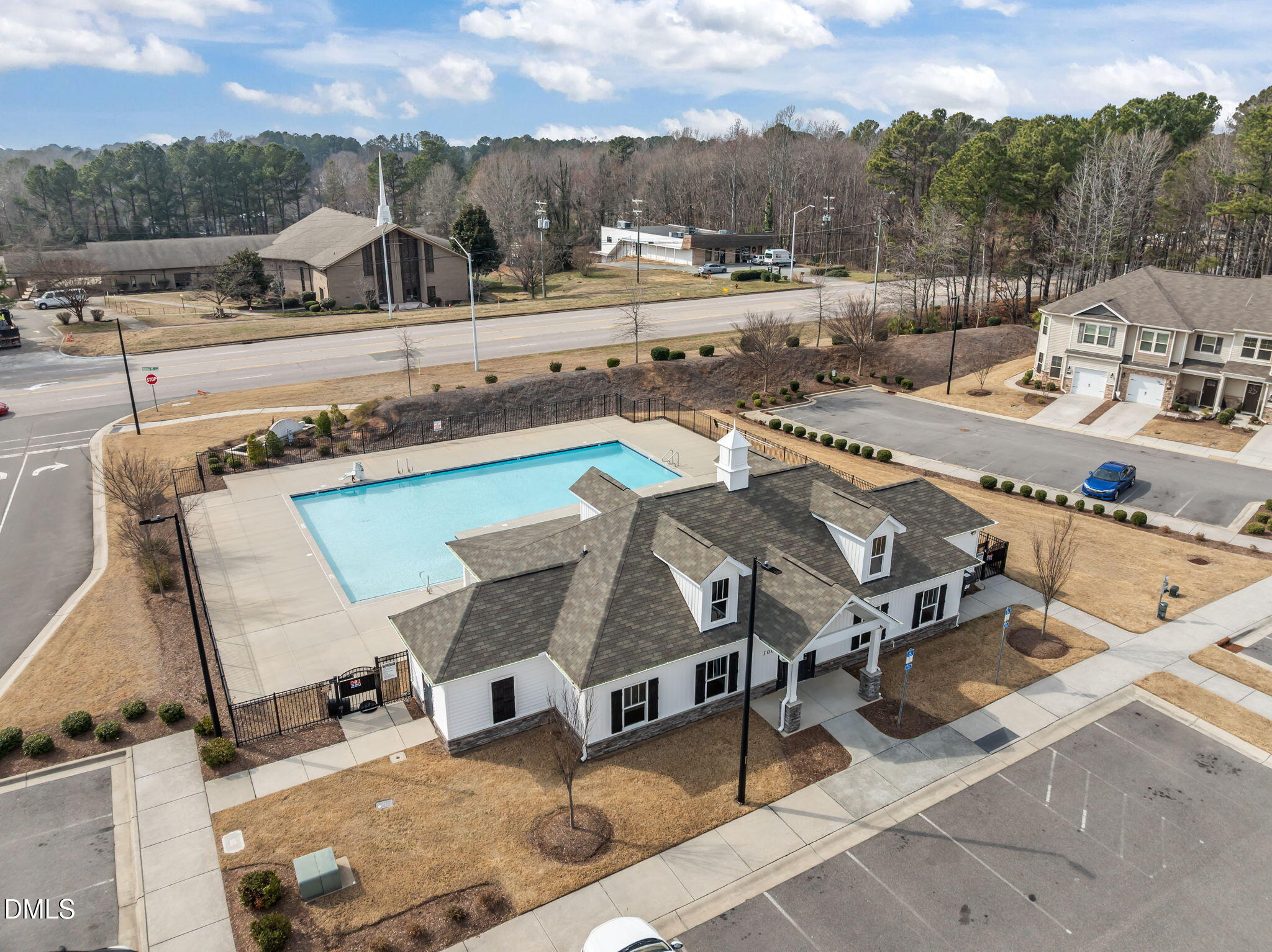 1423 Compass Drive Durham, NC 27713 - Photo 8 of 40 15-web-or-mls-DJI_0939
