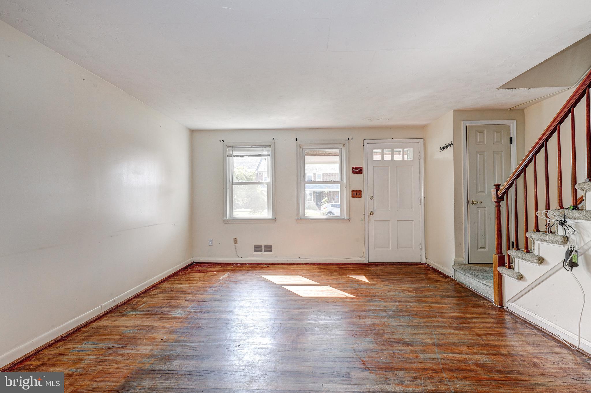 7256 Stratton Way Baltimore, MD 21224 - Photo 8 of 30 Gallery Image 8