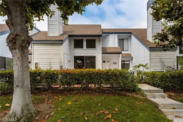 $4,000 | 115 Fallingstar, Irvine, CA 92614