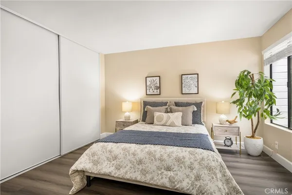 $4,000 | 115 Fallingstar, Irvine, CA 92614
