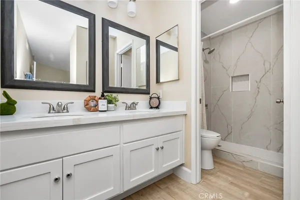 $4,000 | 115 Fallingstar, Irvine, CA 92614
