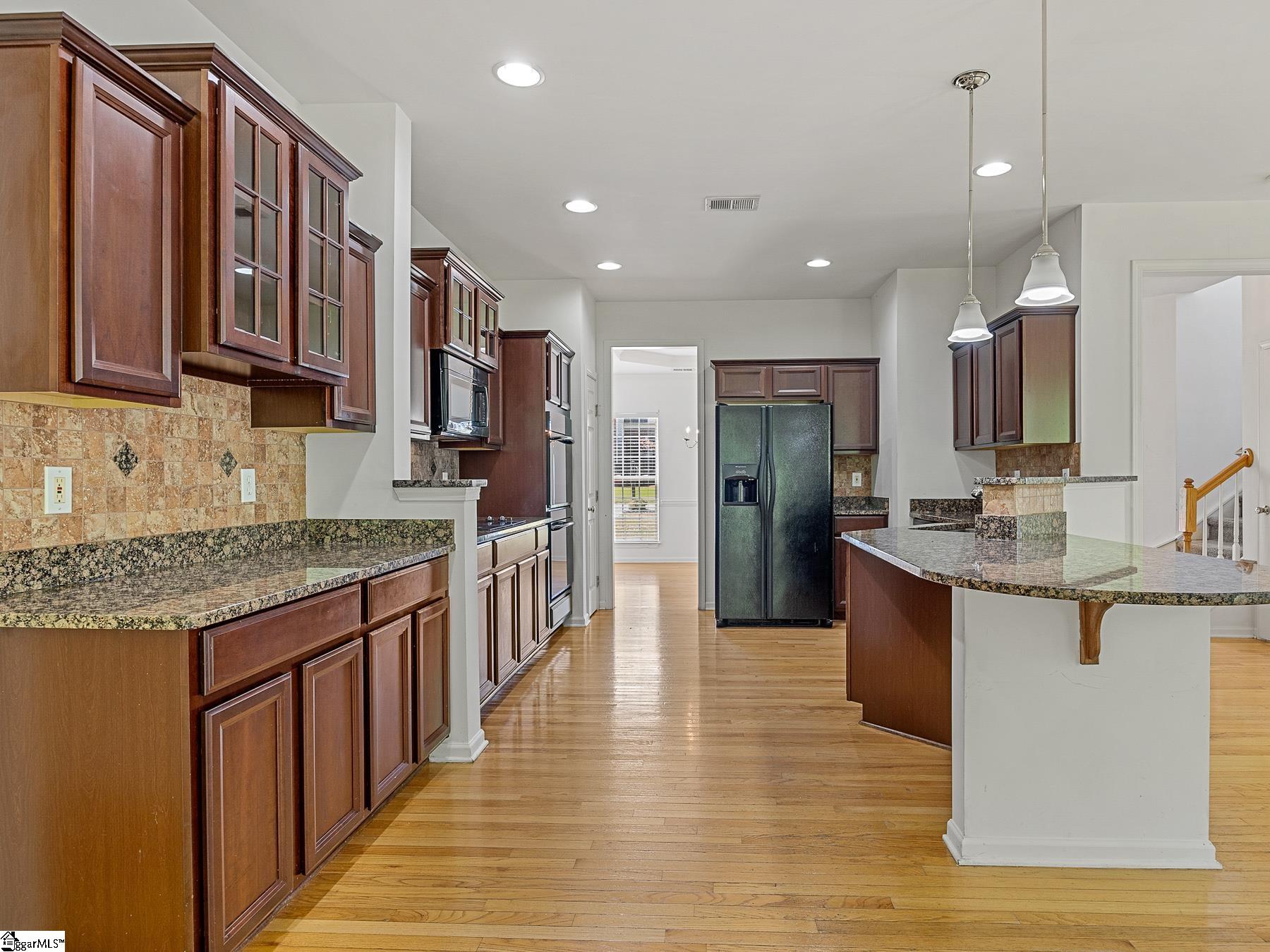 365 Castleton Circle Boiling Springs, SC 29316 - Photo 12 of 34