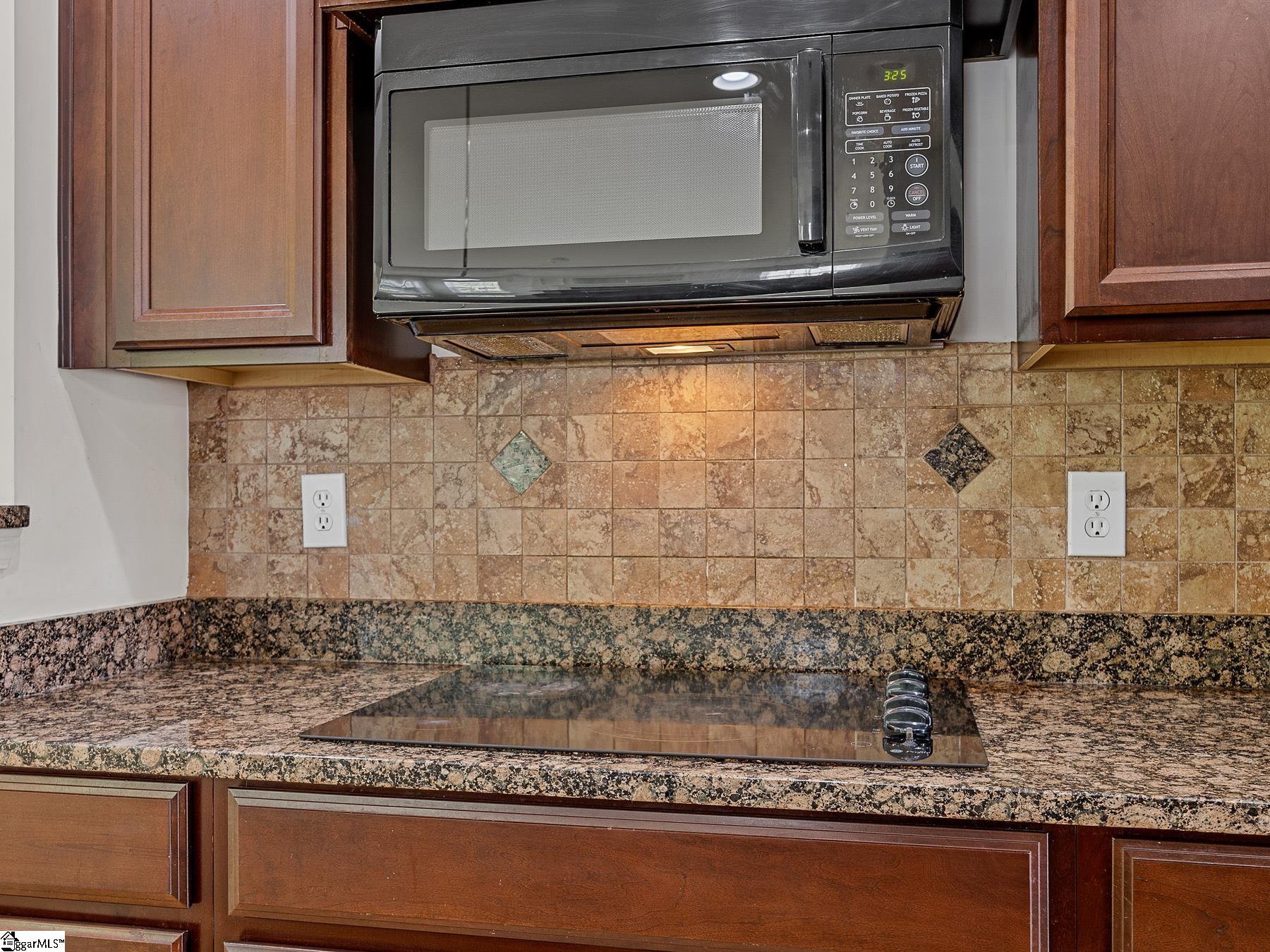 365 Castleton Circle Boiling Springs, SC 29316 - Photo 13 of 34