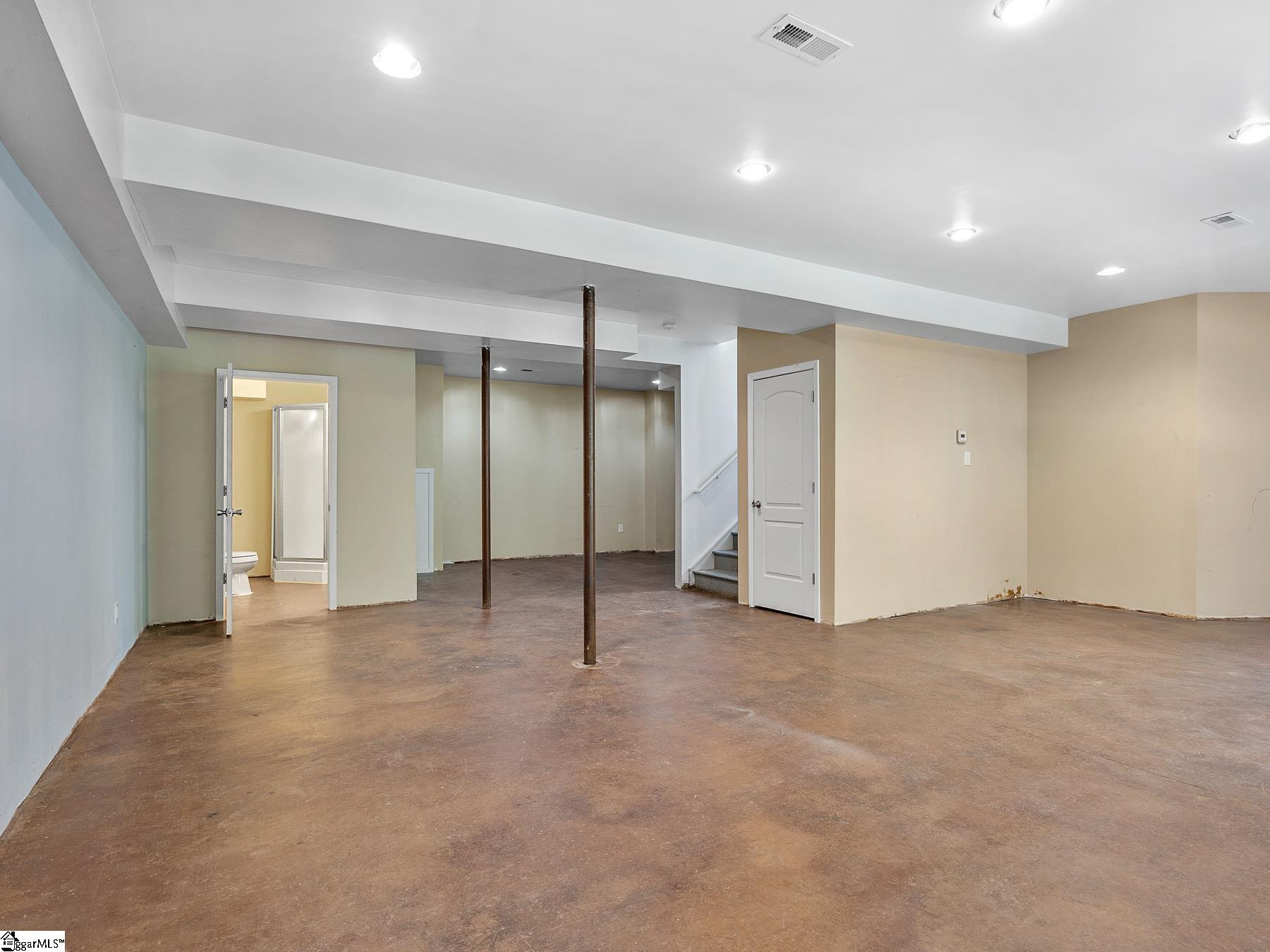 365 Castleton Circle Boiling Springs, SC 29316 - Photo 28 of 34